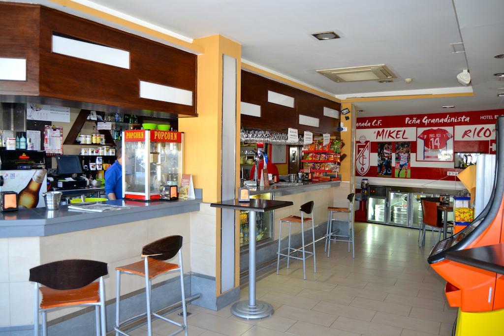Hotel El Cruce Moraleda Moraleda De Zafayona Eksteriør bilde
